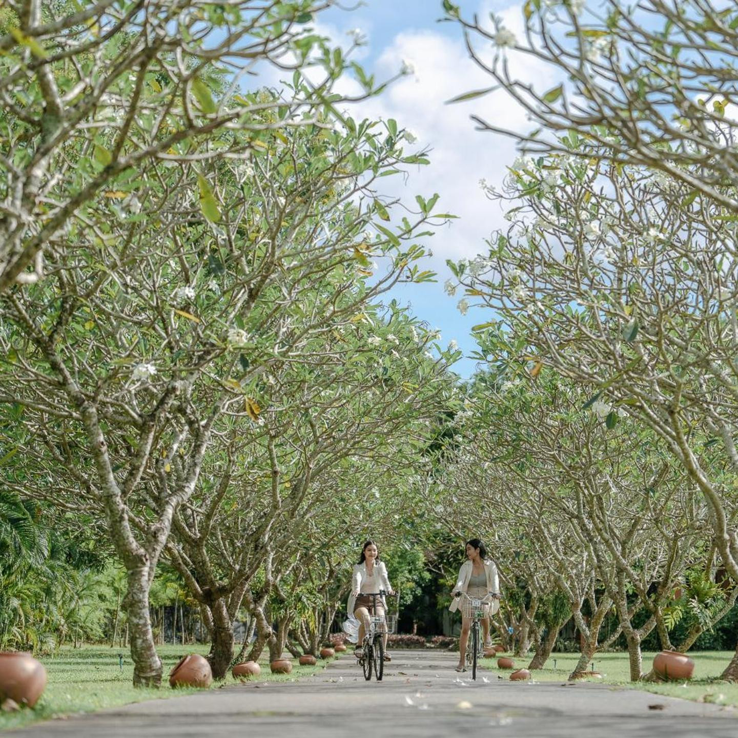 Splash Beach Resort, Maikhao Phuket - SHA Extra Plus