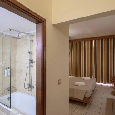 Neda Hotel