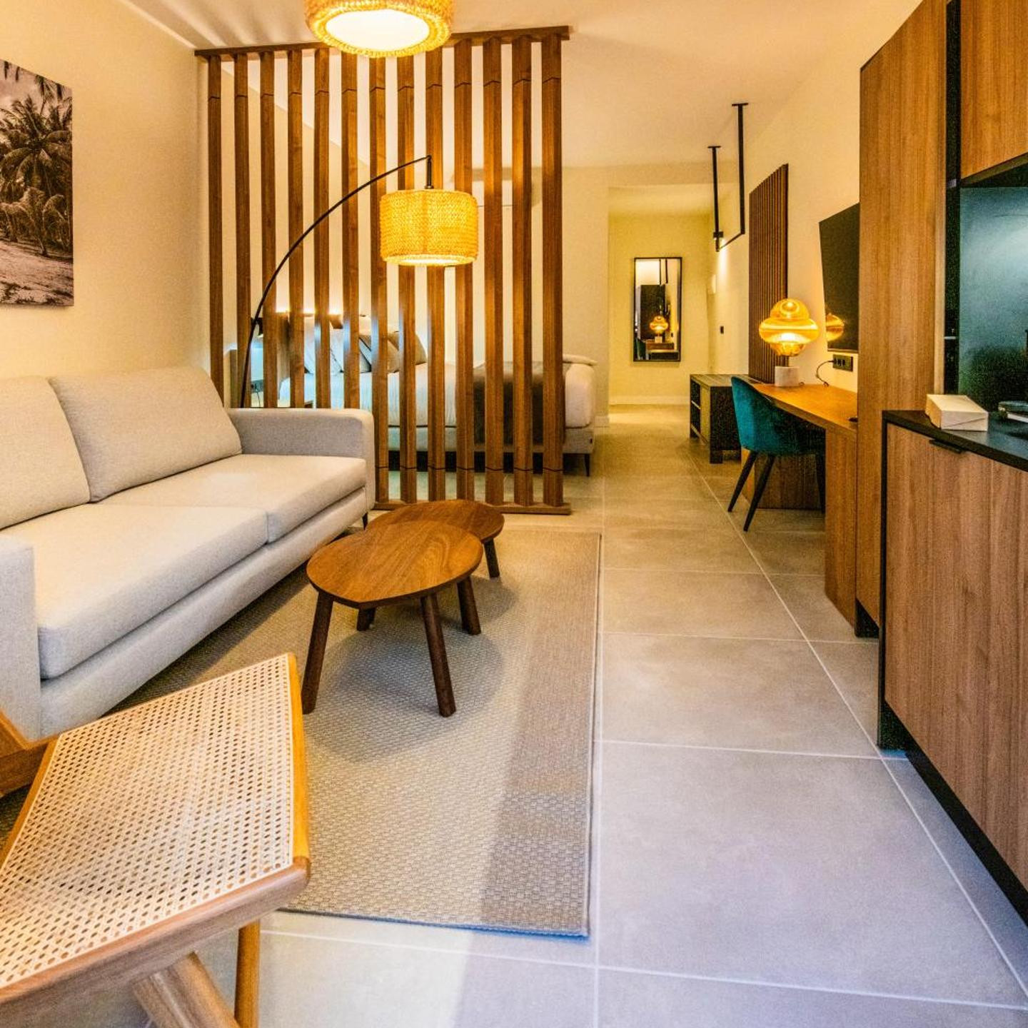 Saladar Suites Boutique