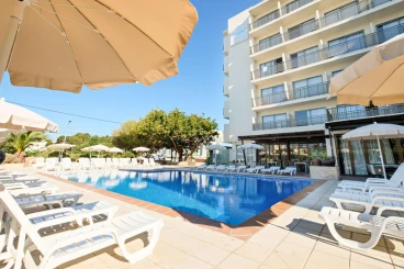 AzuLine Hotel S&apos;Anfora & Fleming