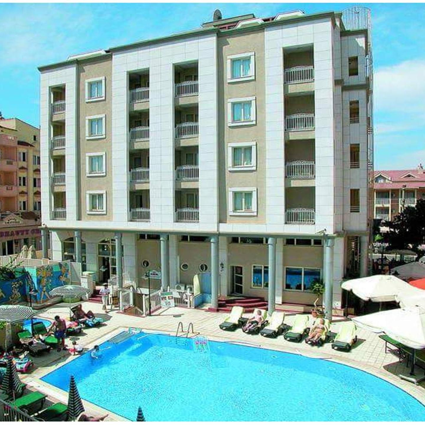 Almena Hotel