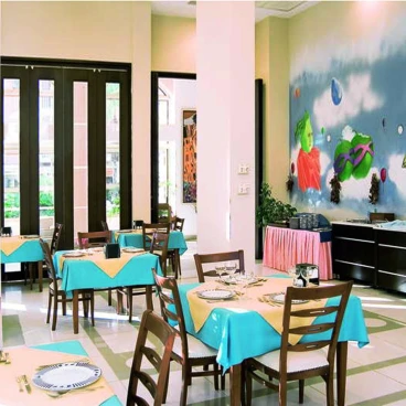 Almena Hotel