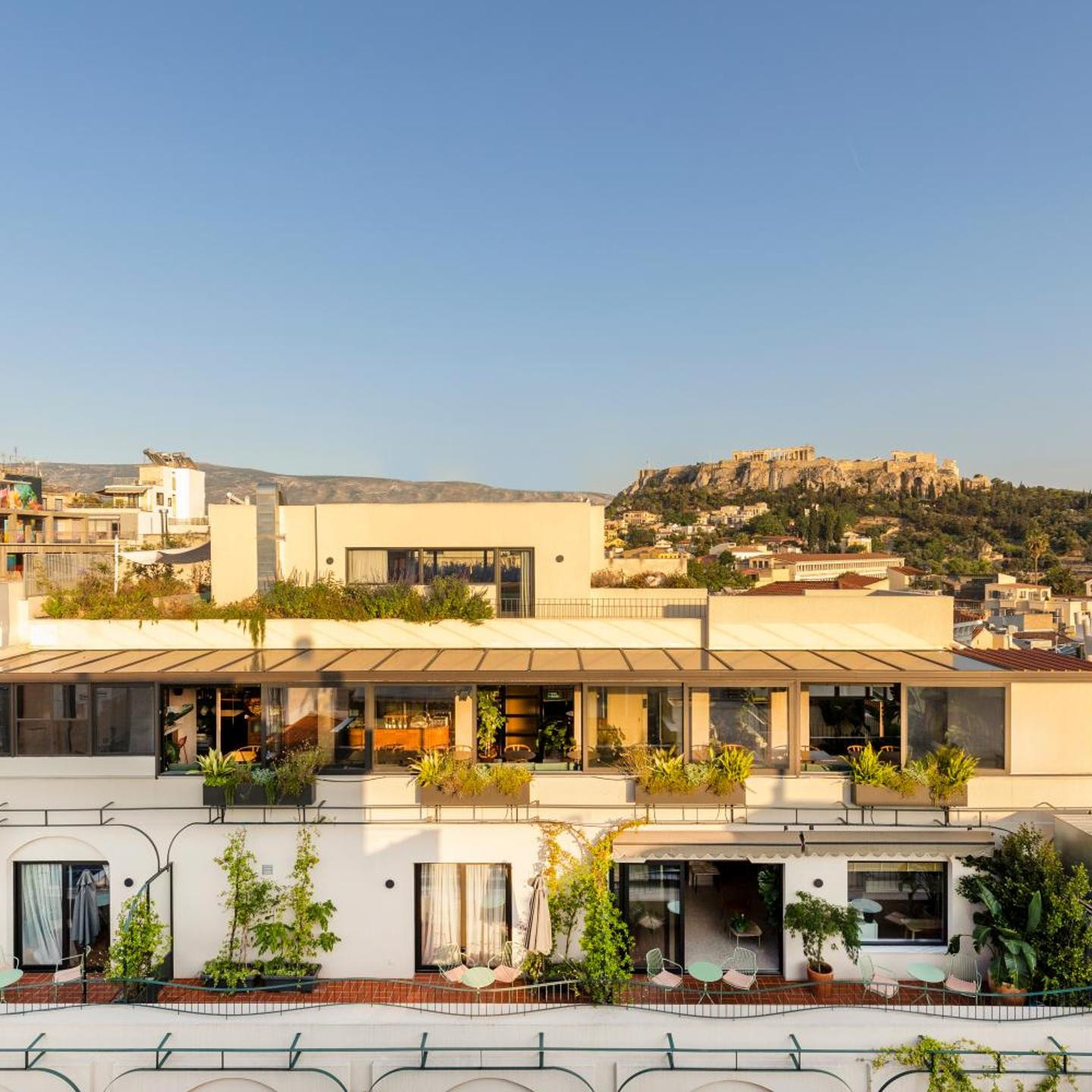 L'Avventura Athens