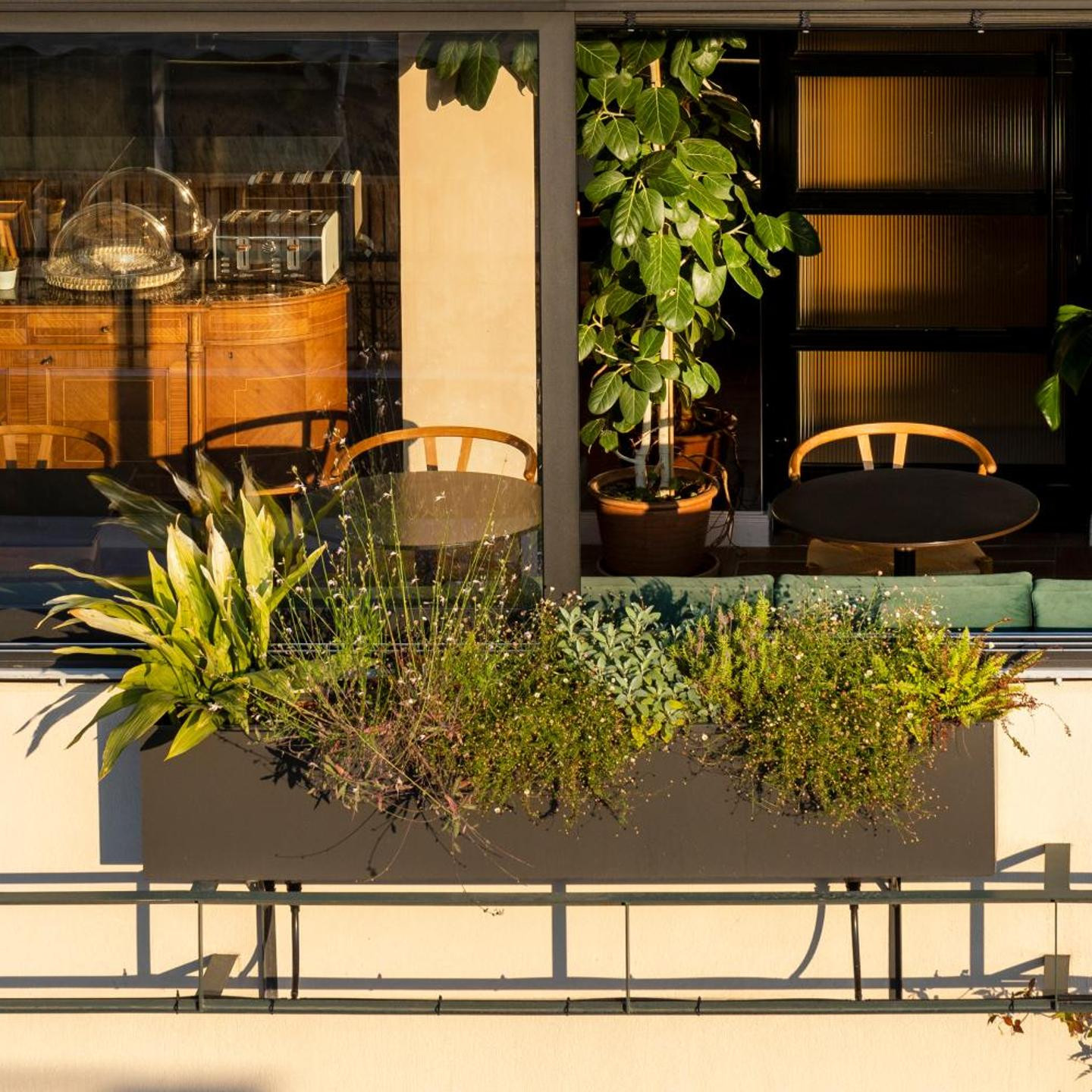 L'Avventura Athens