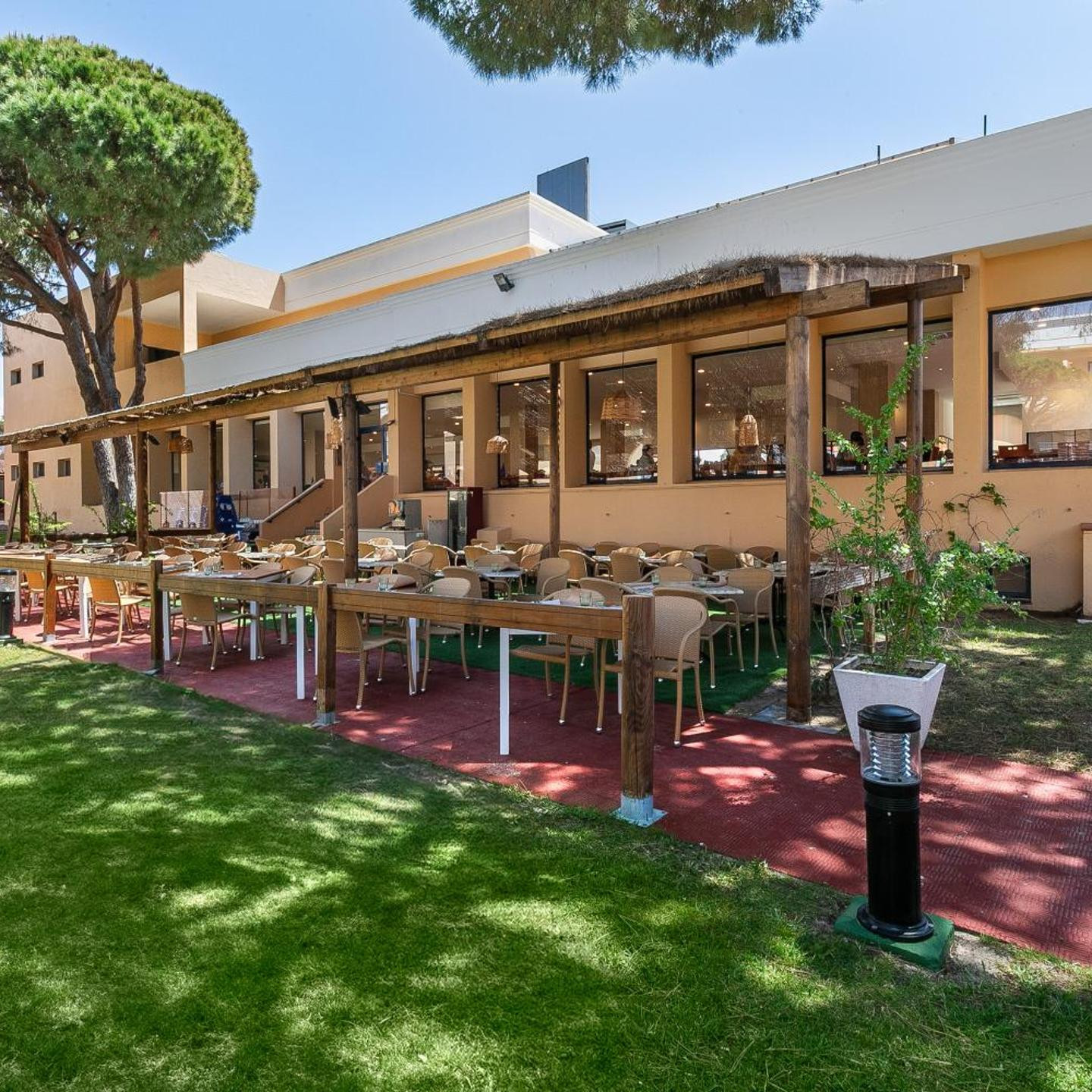 Sol Sancti Petri Aparthotel