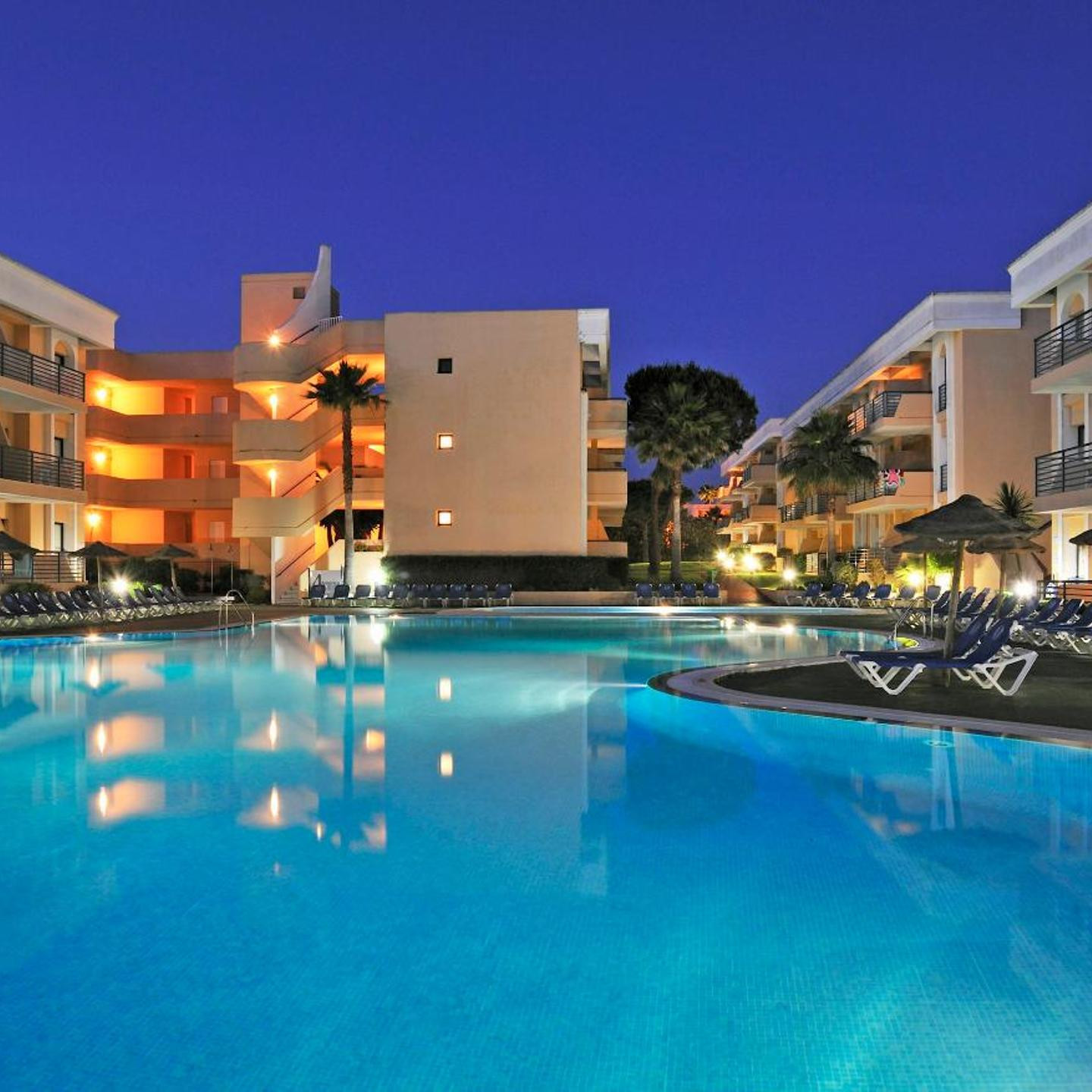 Sol Sancti Petri Aparthotel