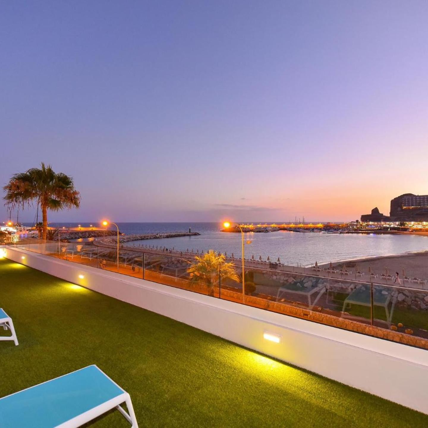 BeachFront Suites Morea Puerto Rico by VillaGranCanaria