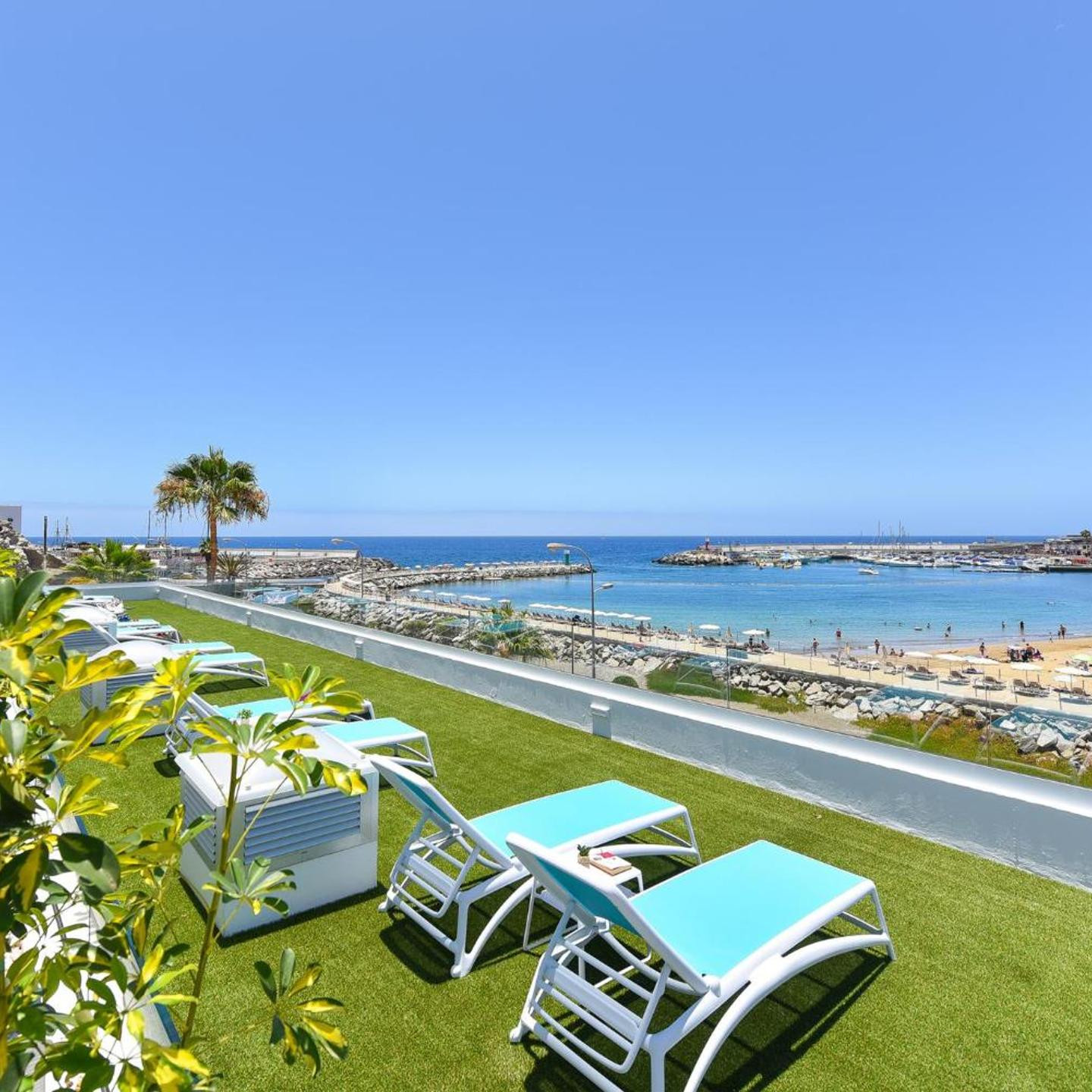 BeachFront Suites Morea Puerto Rico by VillaGranCanaria