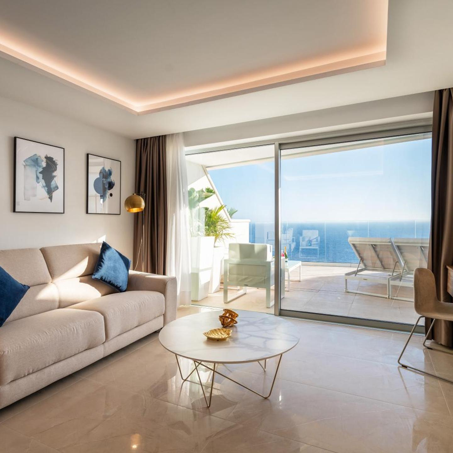 Grand Horizon Luxury Boutique Apartments