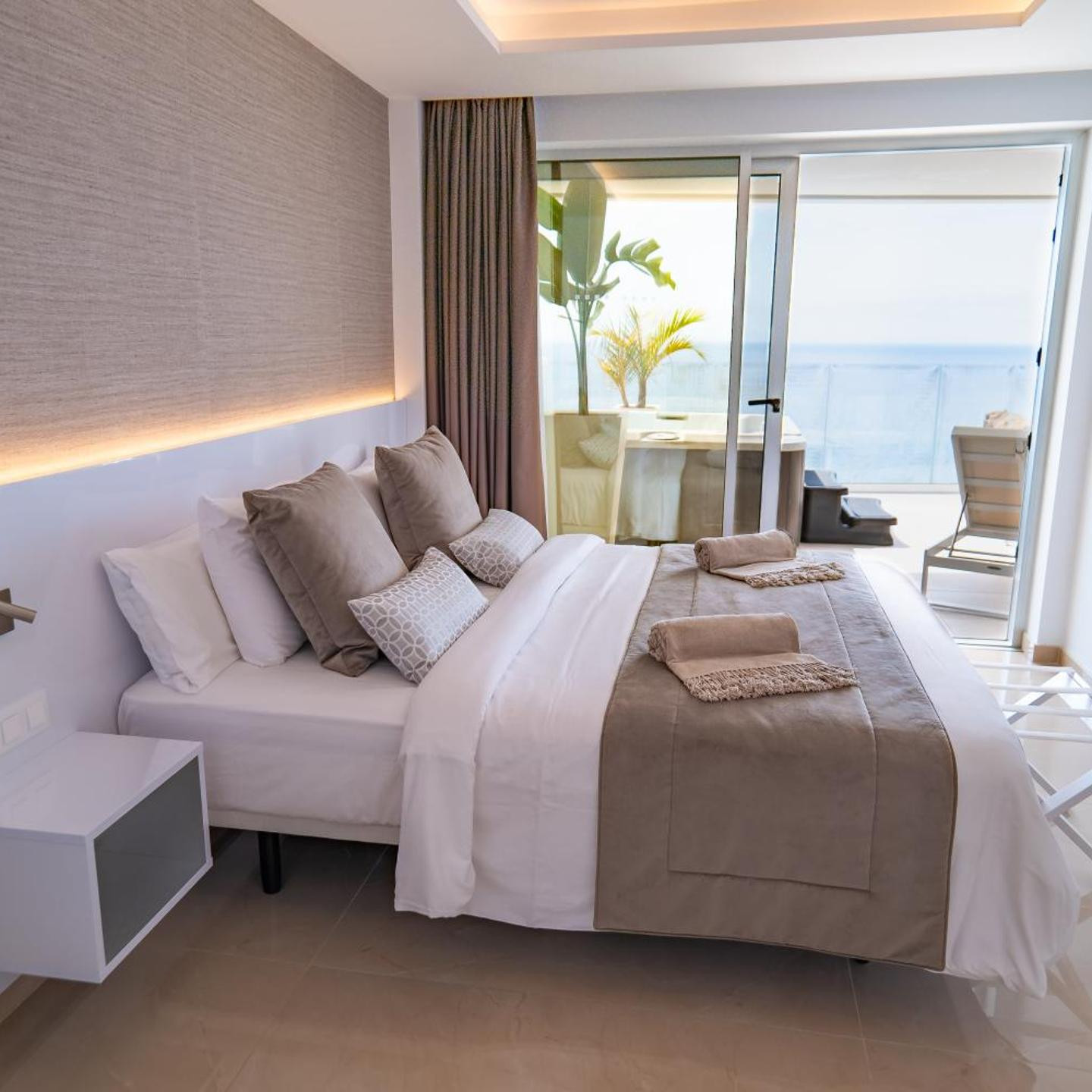 Grand Horizon Luxury Boutique Apartments