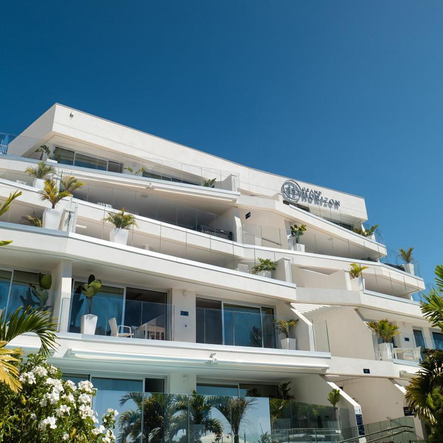 Grand Horizon Luxury Boutique Apartments