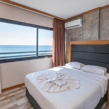 Sunday Beach Hotel