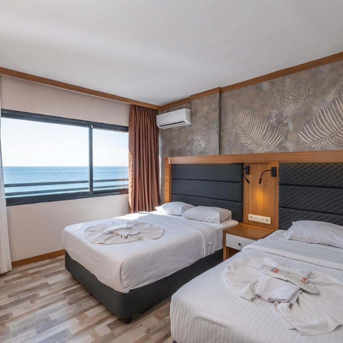 Sunday Beach Hotel