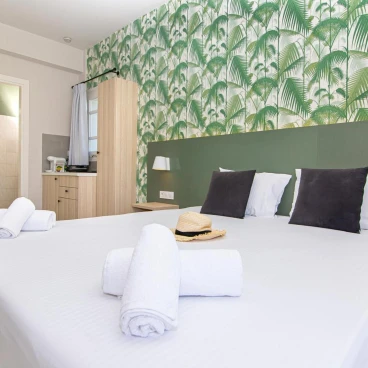 Sunshine Hotel Malia