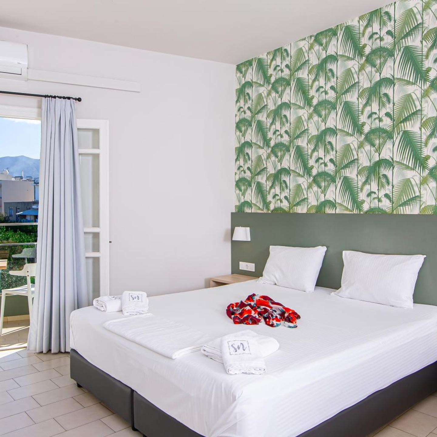 Sunshine Hotel Malia