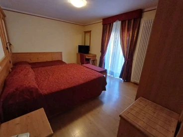 Hotel Canada Pinzolo