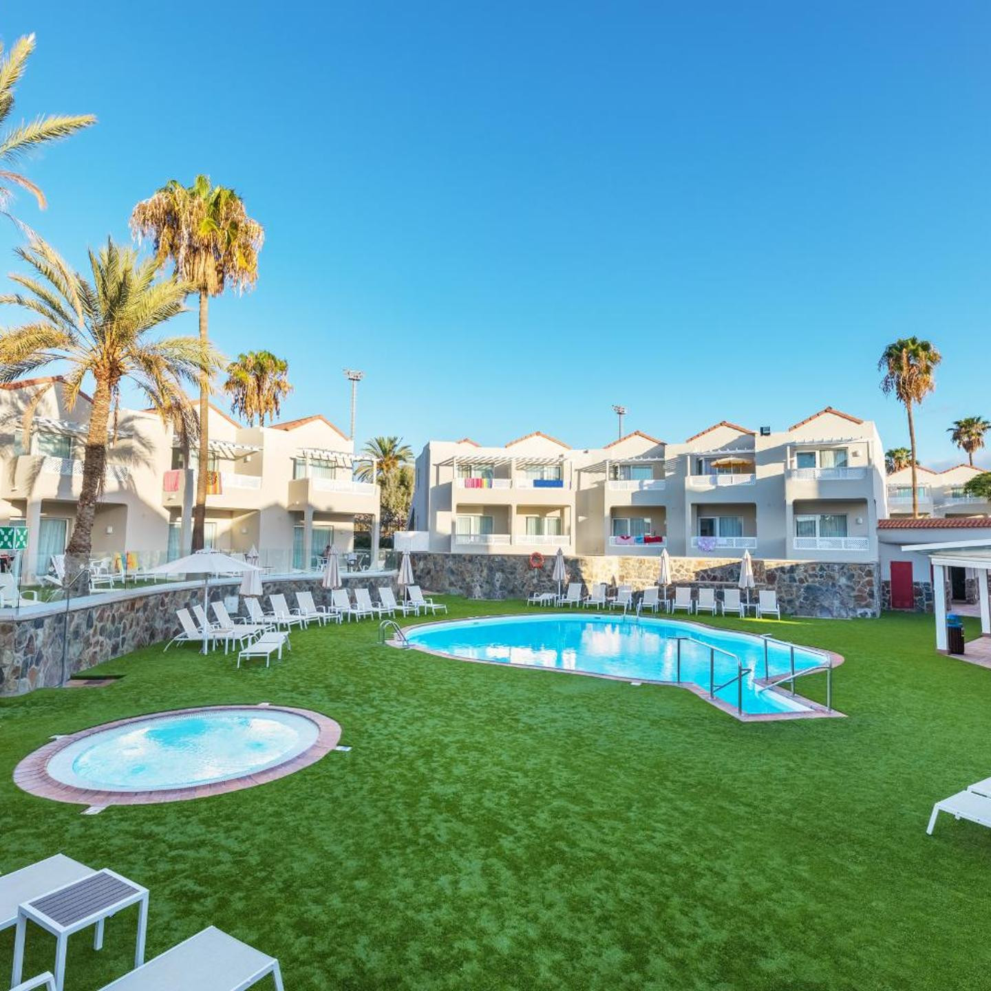 LIVVO Koala Garden Apartamentos