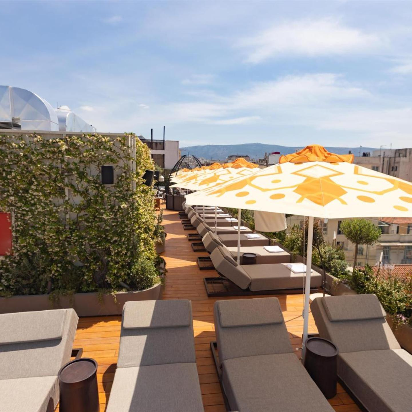 Adia Aluma Athens, Curio Collection By Hilton