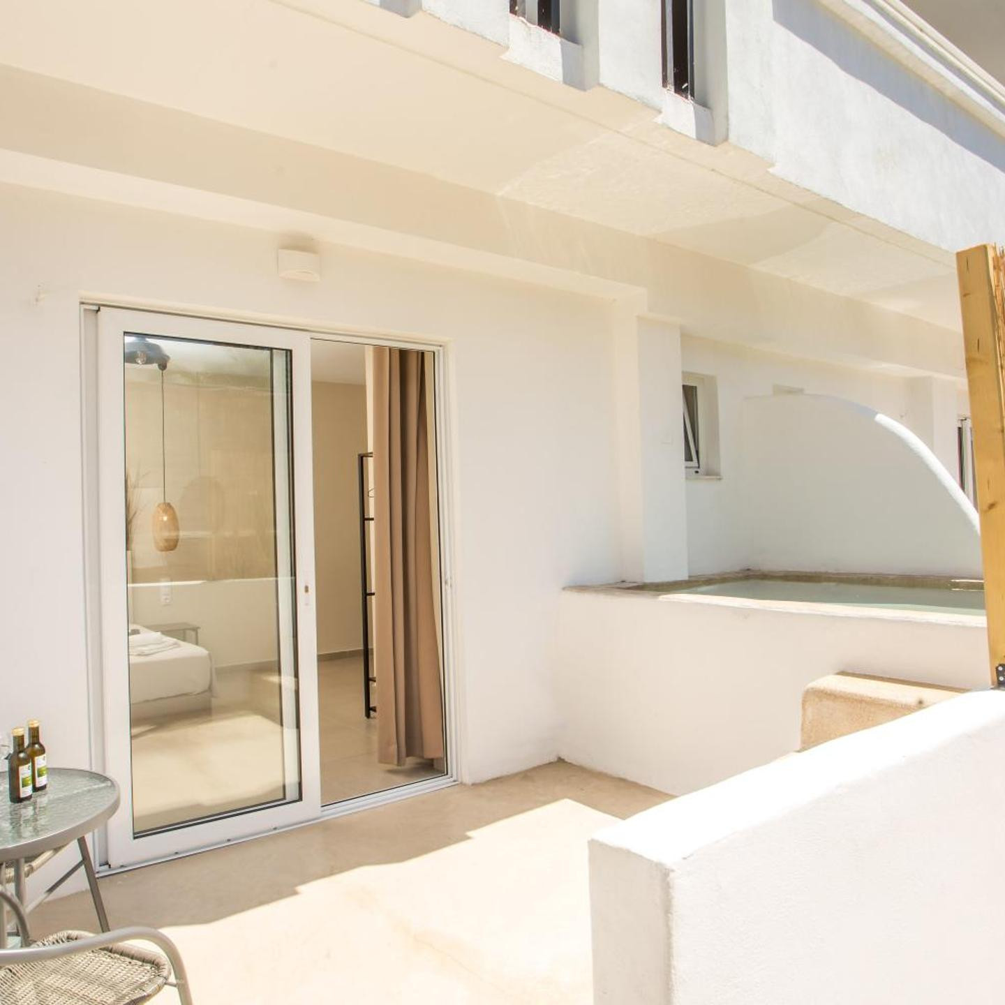 Atma Beach Rooms & Suites