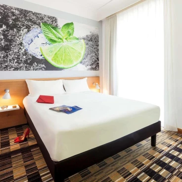 Ibis Styles Napoli Garibaldi