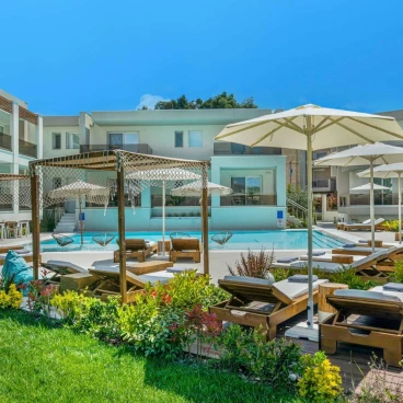 Mirablue Luxury Residences