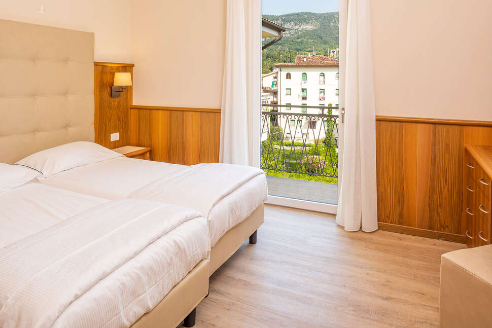Hotel Centrale Garda