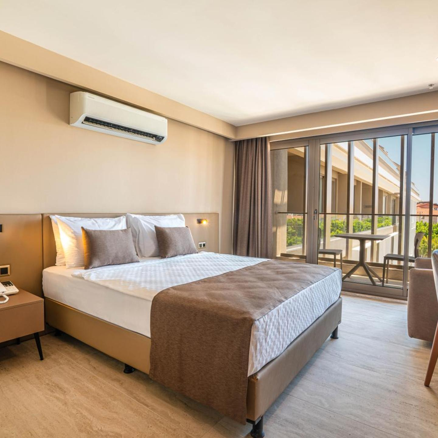 Prive Side Suite & Spa hotel