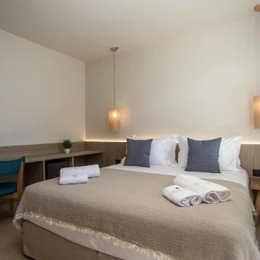 Este Elegant Suites & Villas