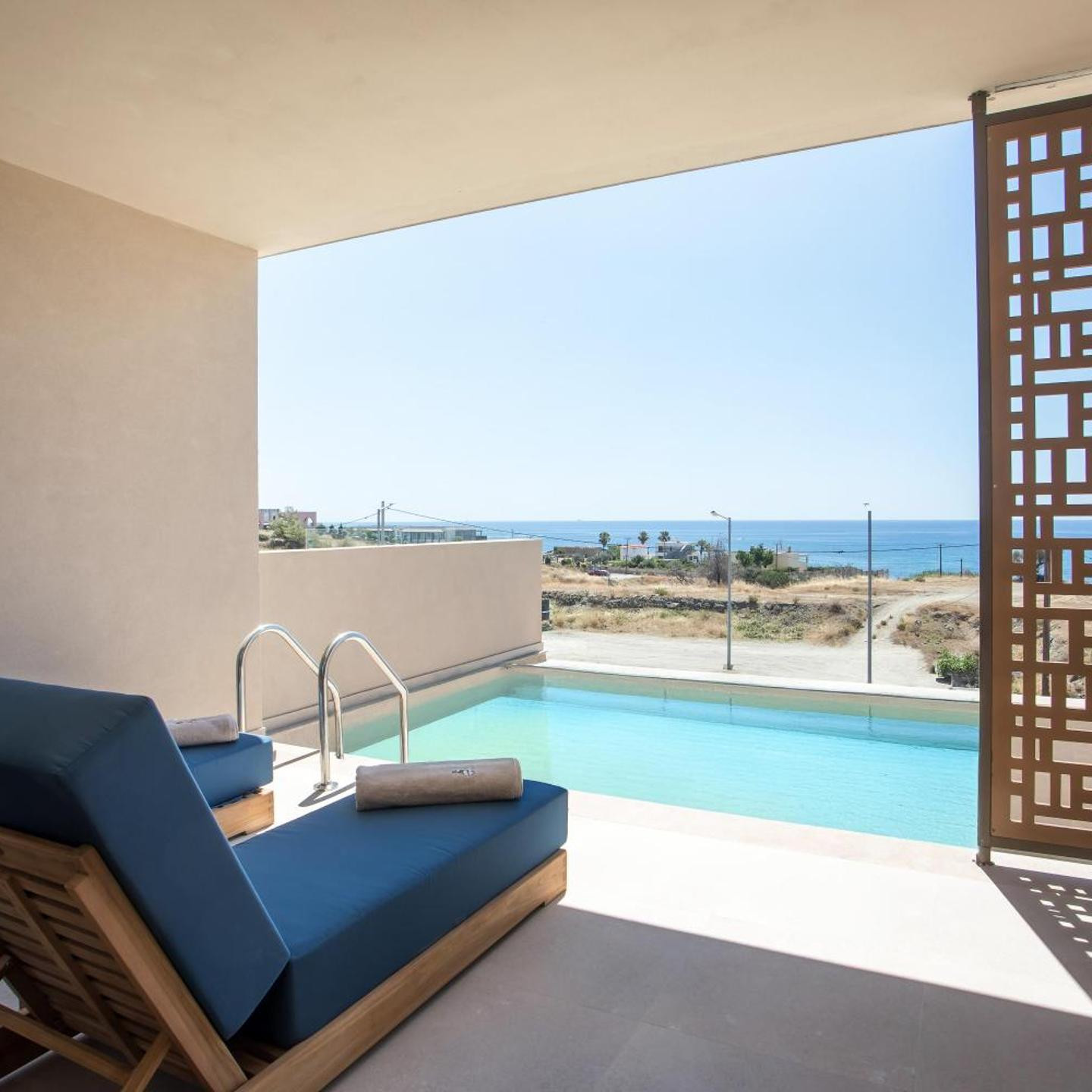 Este Elegant Suites & Villas