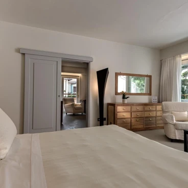 Augustus Hotel & Resort