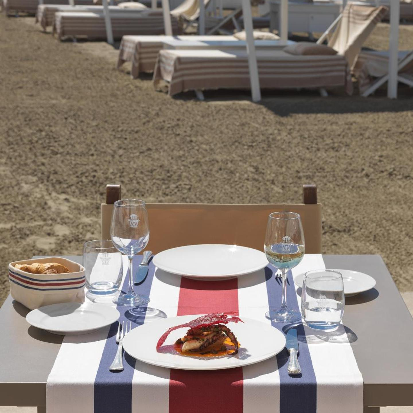 Augustus Hotel & Resort