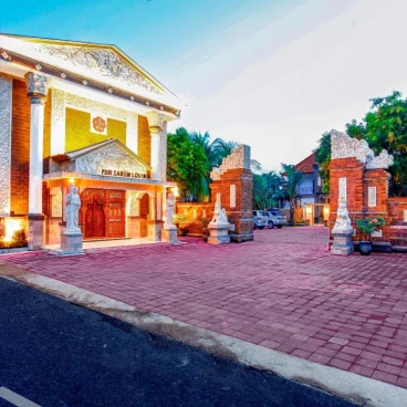 Puri Saron Hotel Baruna Beach Lovina