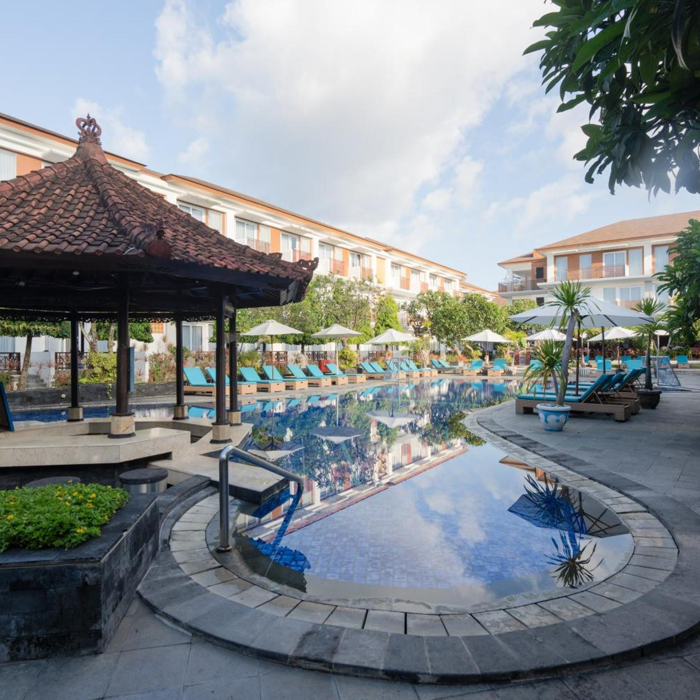 Kuta Beach Club Hotel