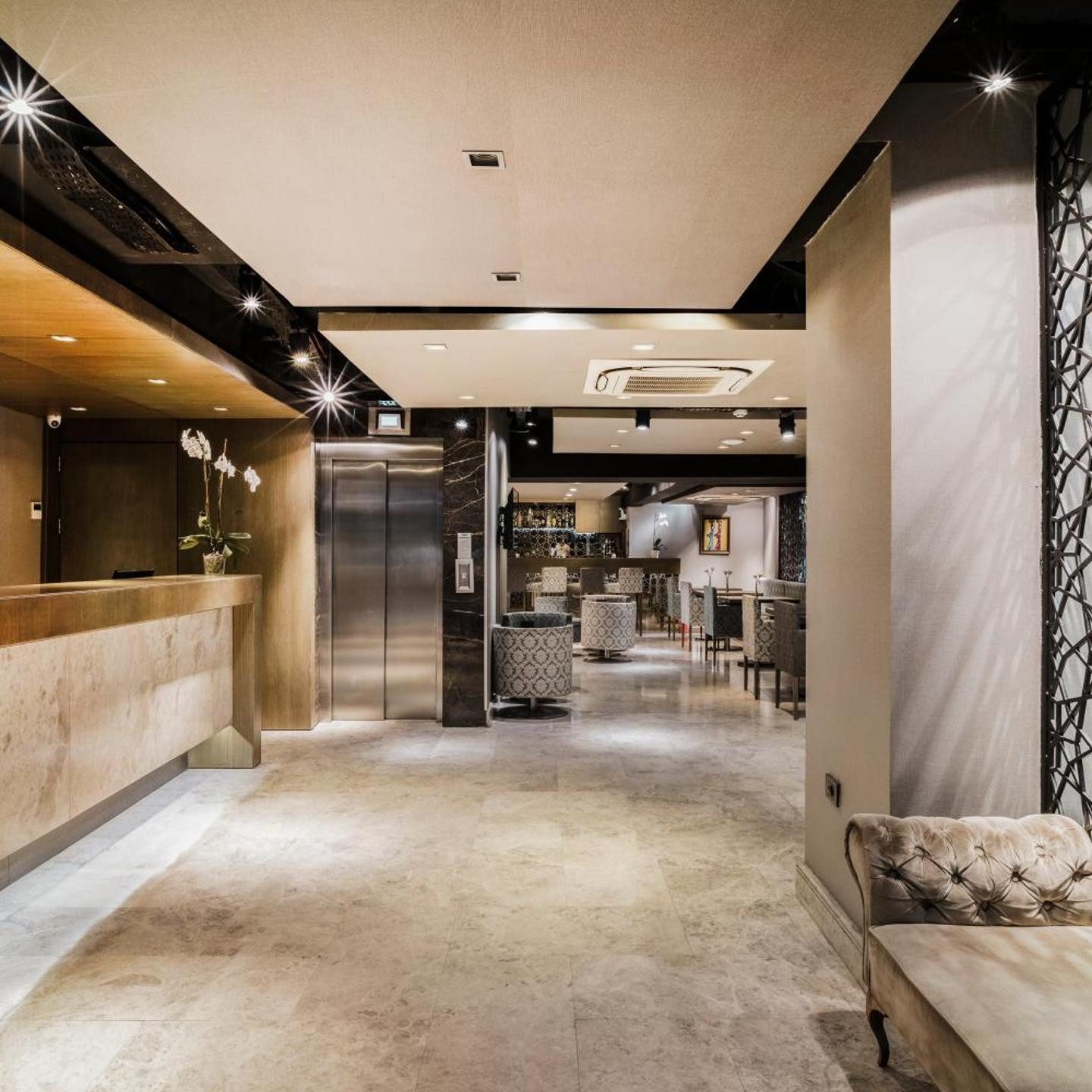 AHC Grand Bazaar Hotel