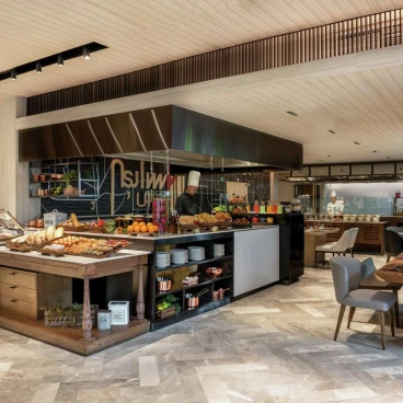 DoubleTree by Hilton Bangkok Ploenchit