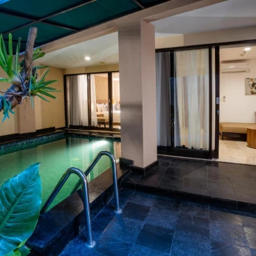 Cross Vibe Paasha Atelier Bali Kuta