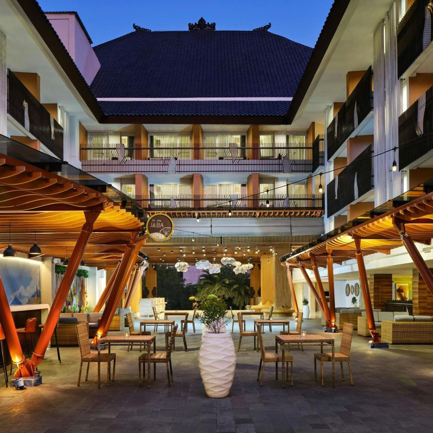 Fairfield by Marriott Bali Kuta Sunset Road