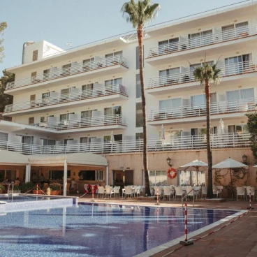 ROC Oberoy - Adults Only