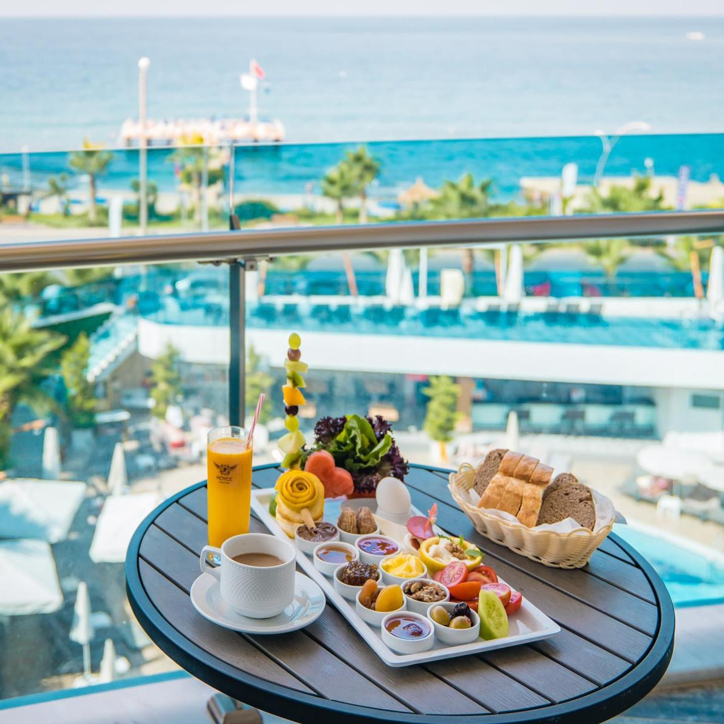 Sunprime C-Lounge - Adult Only