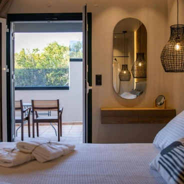 Sunny Hill by Estia ex Mary Sofi