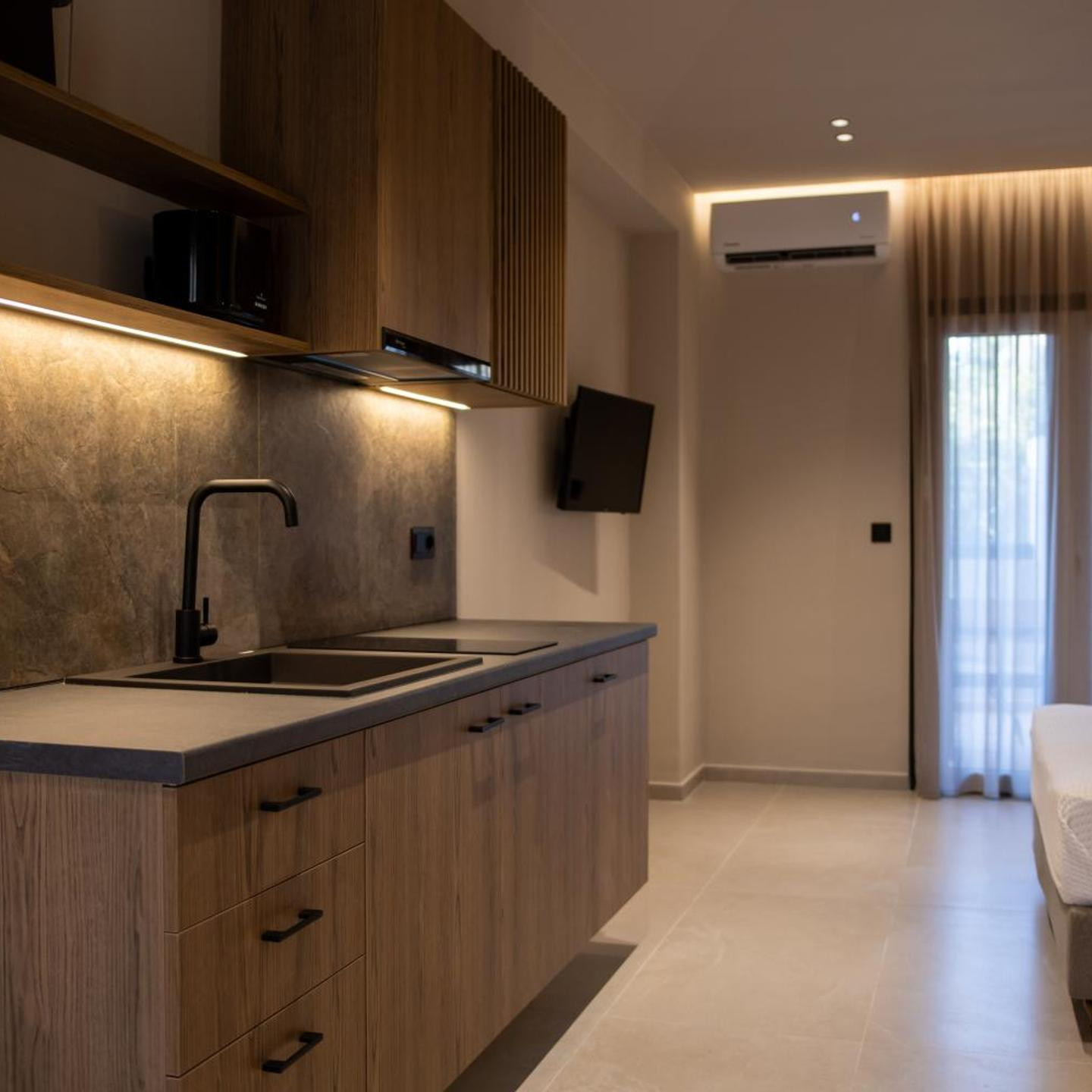 Sunny Hill by Estia ex Mary Sofi