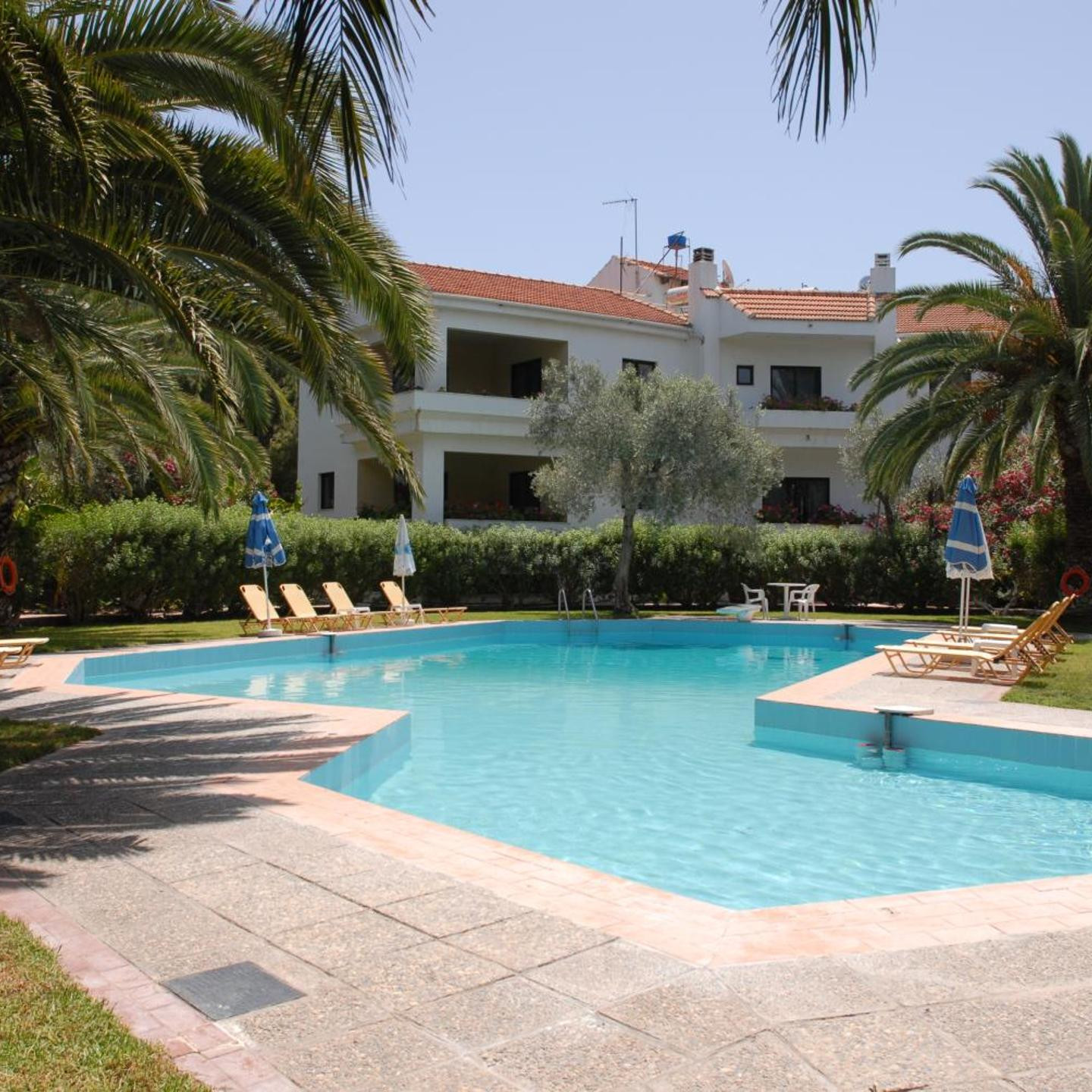 Niki Hotel Apartments