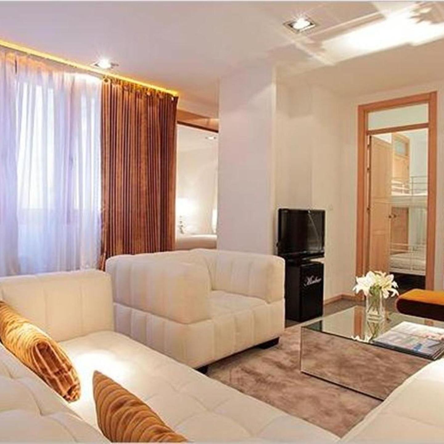 madrid central gran via Suites