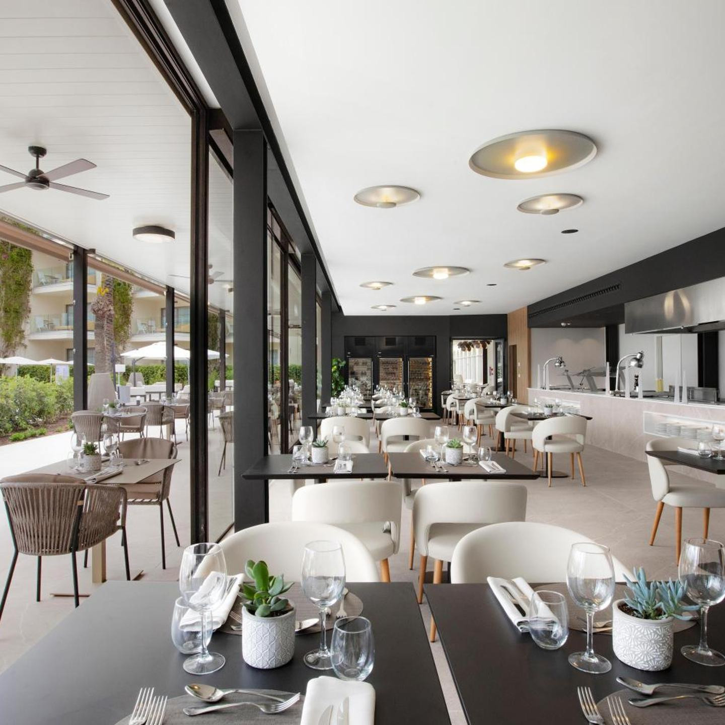 VIVA Golf Adults Only 18+