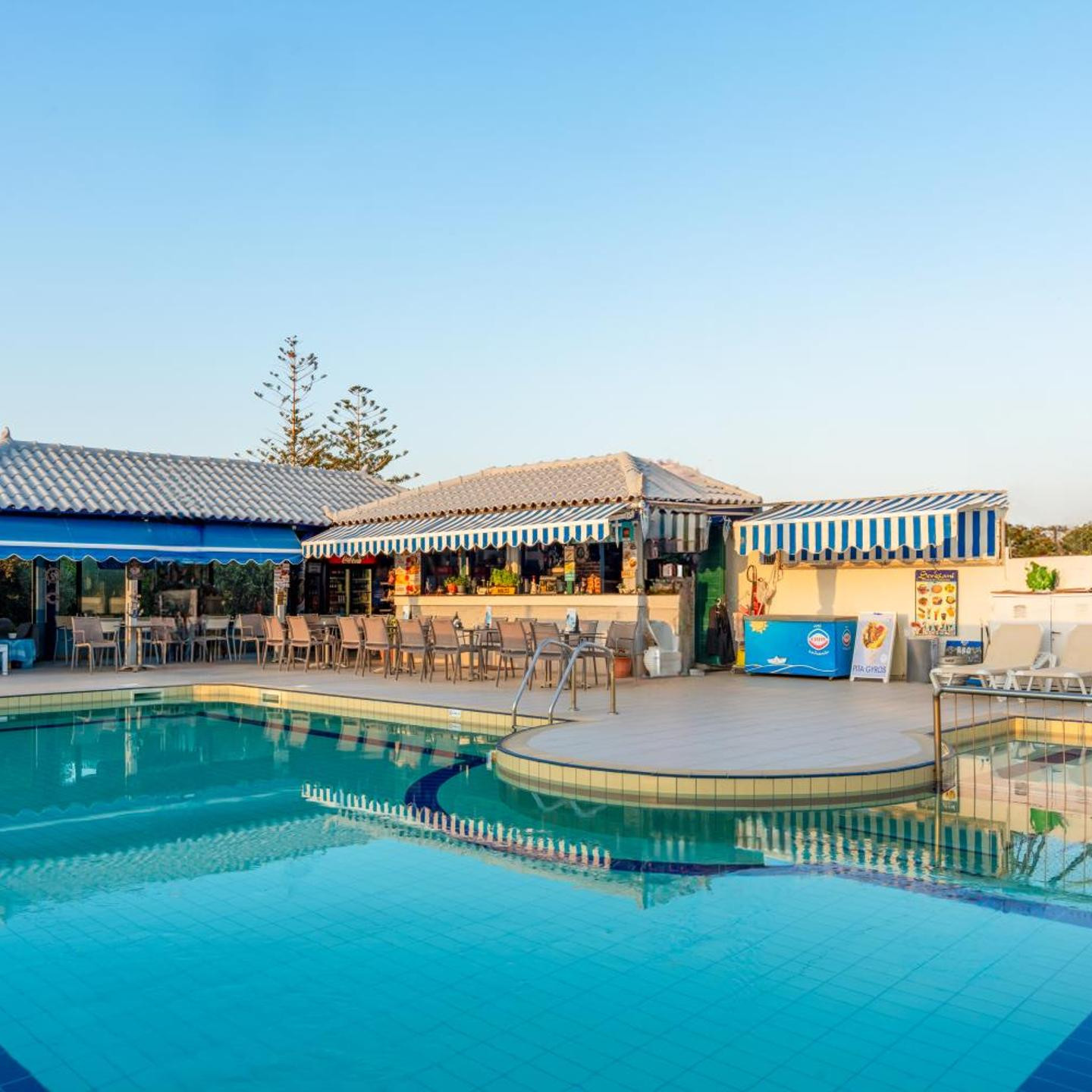 Sergiani Garden Hotel Apartments