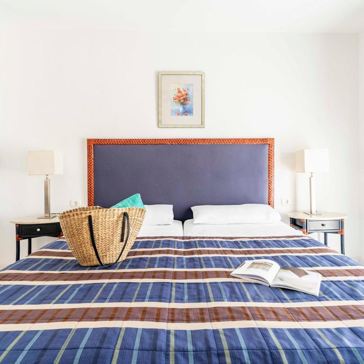 Ona Beverly Hills Heights