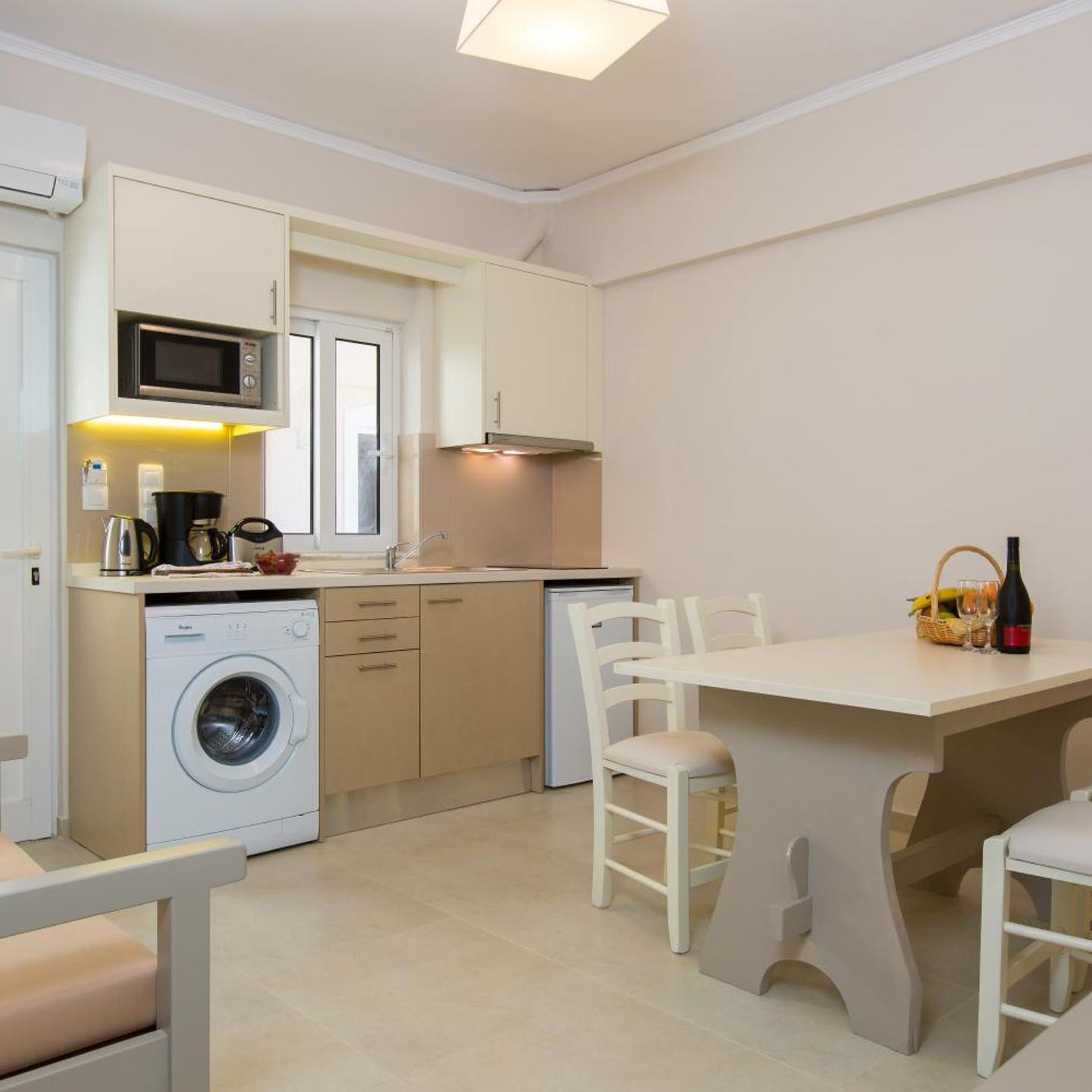 Trefon Hotel Apartments and Family Suites