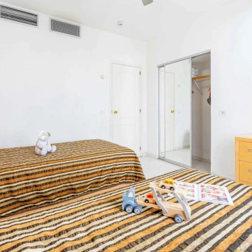 Ona Hollywood Mirage