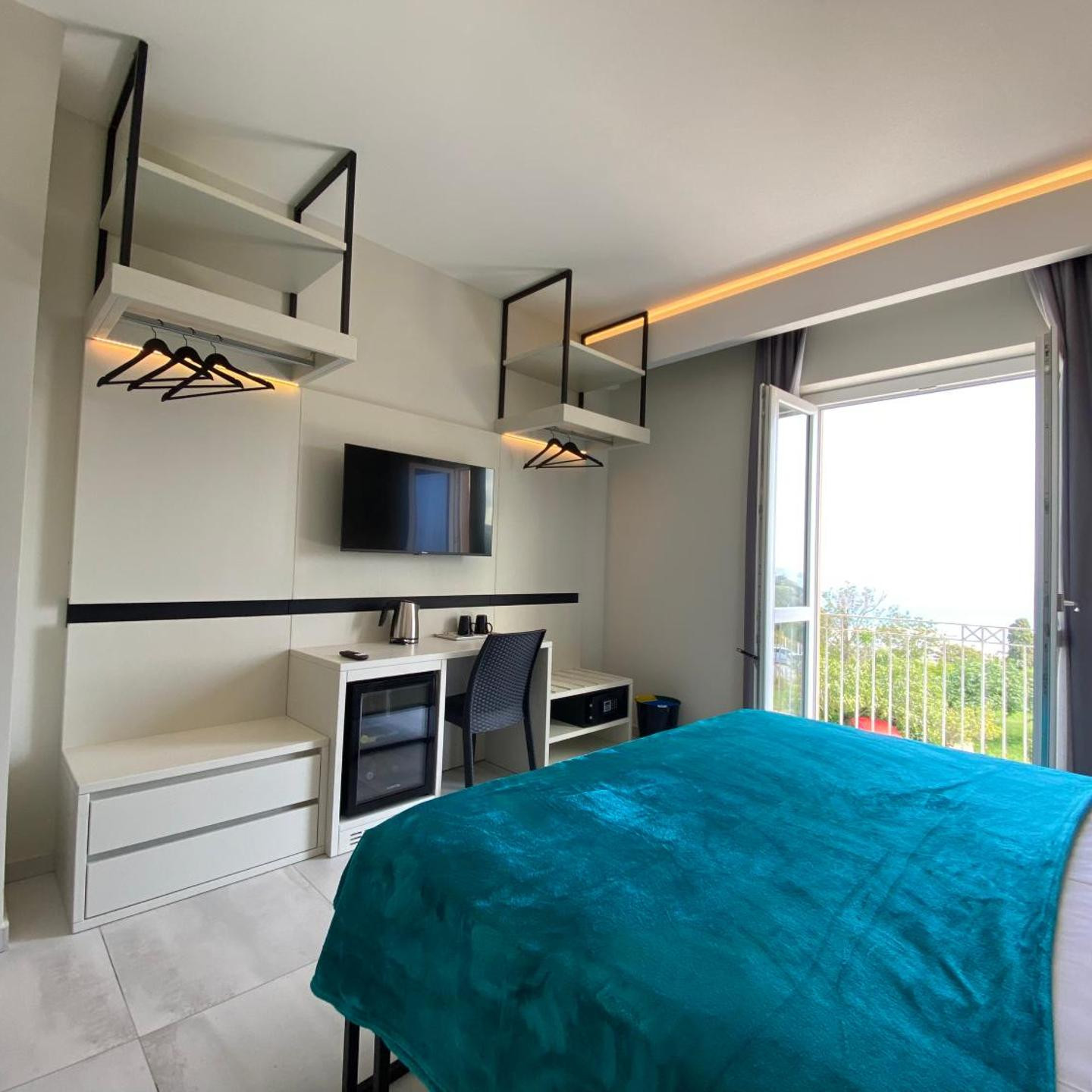 Aether Suites Tropea - Free Private Parking