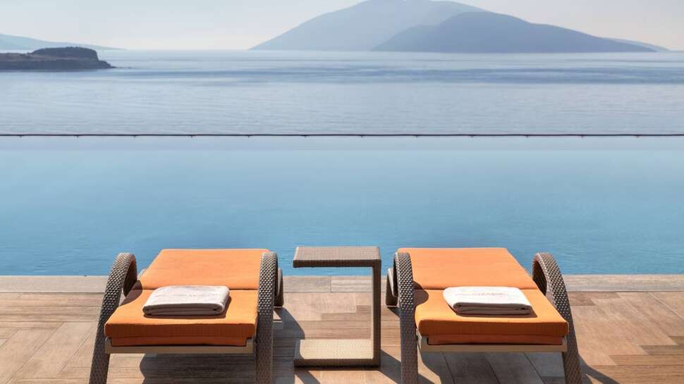 Caresse A Luxury Collection Resort & Spa